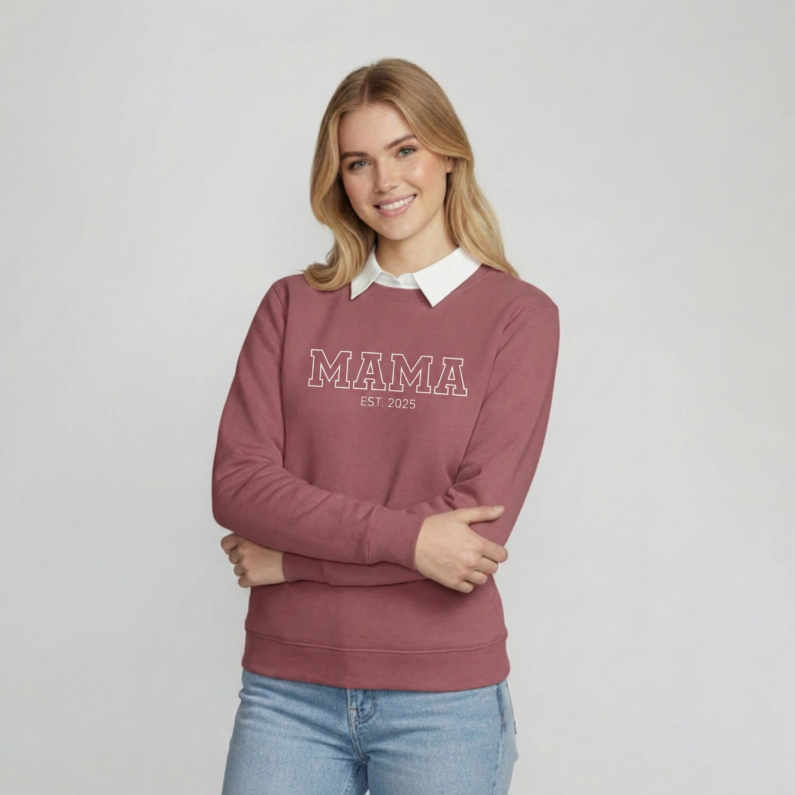 Персонализиран суитчър „MAMA“ – Бродерия с дата по избор, идеален подарък за майка